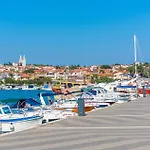 Lovely In Διαμέρισμα Μεντουλίν