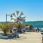 Lovely In * Μεντουλίν