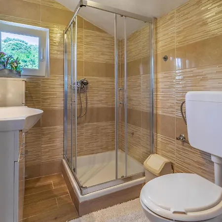 Appartement Lovely In *